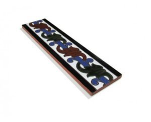 Azulejo sevillano pintado a mano. Modelo cenefa C110