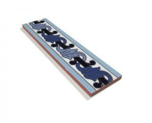 Azulejo sevillano pintado a mano. Modelo cenefa C113
